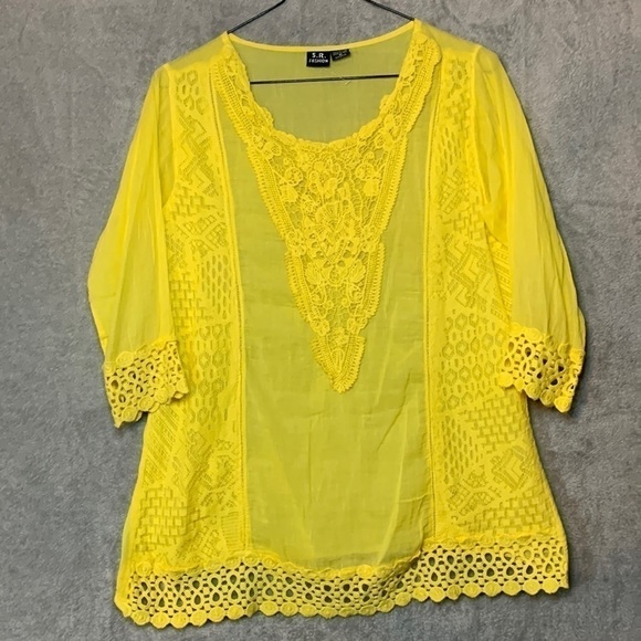 𝅺NWOT S.R. Fashion Top - Picture 1 of 5